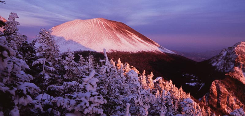 冬の浅間山 イメージ