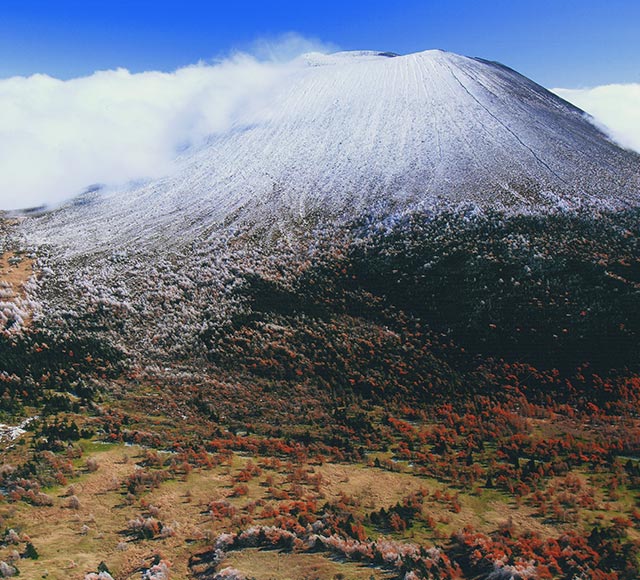 黒斑山頂上から見た浅間山 イメージ