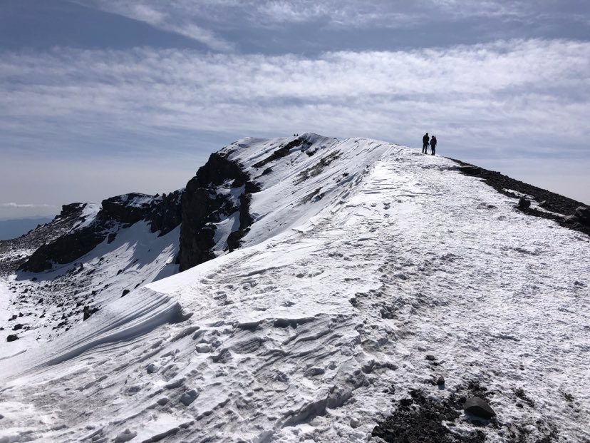 B.登山道からの眺め（冬） イメージ